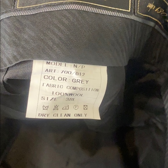 Lious Vittello Super 130s men’s gray suit 44R - Picture 10 of 10